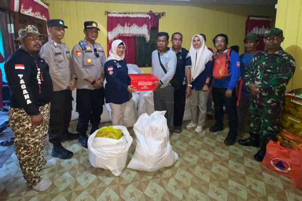 Pemda Paser Berikan Bantuan 74 Jiwa korban angin puting Tanjung Aru